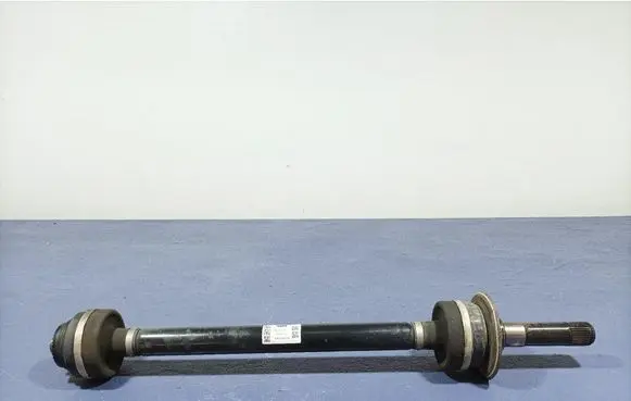 BMW M4 F82 F83 Rear driveshaft 8089856