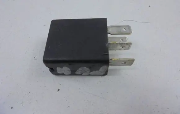 Fiat Punto (188) Other relay 46520411