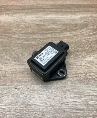 Audi A4 S4 B6 8E 8H ESP acceleration yaw rate sensor 8E0907637A 0265005245