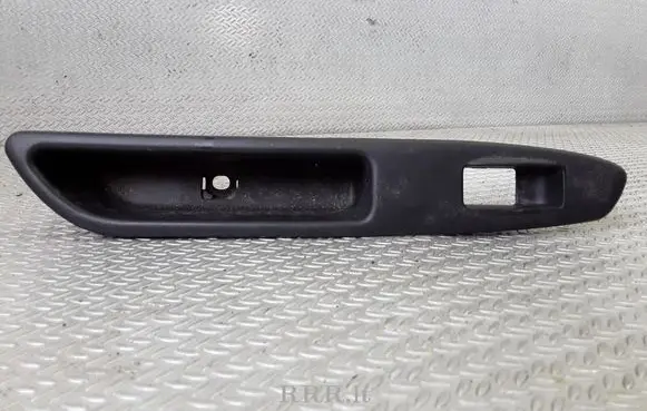 Subaru Forester SG Rear door handle trim 
