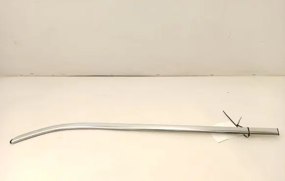 Mercedes-Benz C W204 Rear side glass trim 