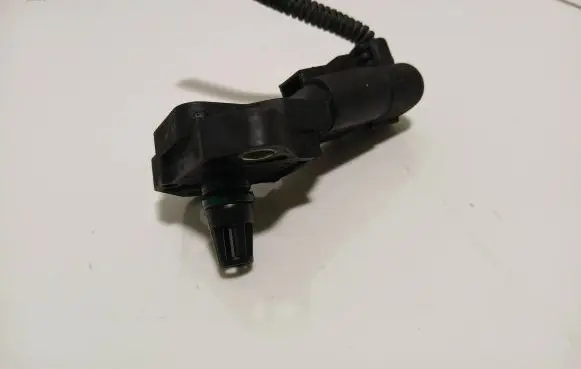 Audi A6 S6 C6 4F Air pressure sensor 038906051C 0281002401