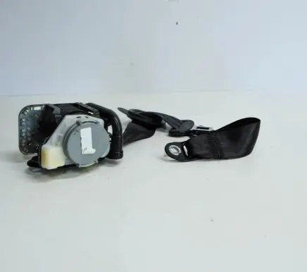 Audi A3 S3 8V Front seatbelt 8V5857705F
