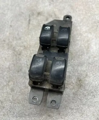 Hyundai Santa Fe Electric window control switch 9357026000