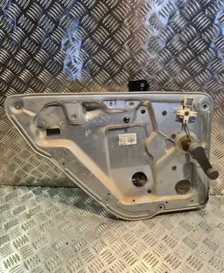 Skoda Fabia Mk1 (6Y) Rear door window regulator with motor 6Y0839751B