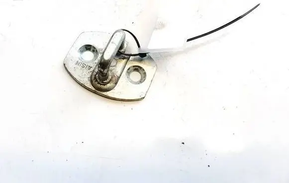 Toyota Avensis T250 Rear door lock loop/hook striker 
