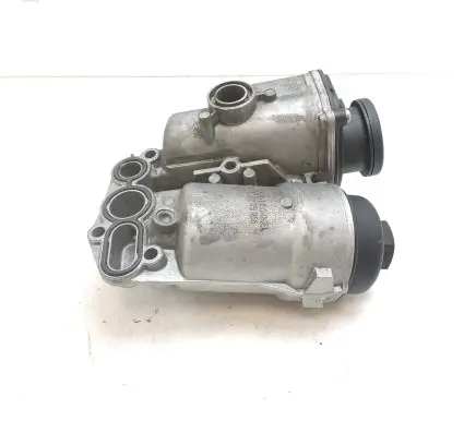 Volvo XC70 Oil filter mounting bracket 30677920 6740273266