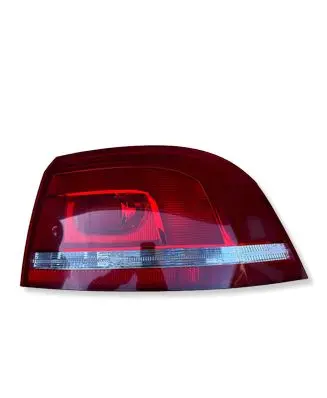Volkswagen PASSAT B7 Rear/tail lights 3AF945096C