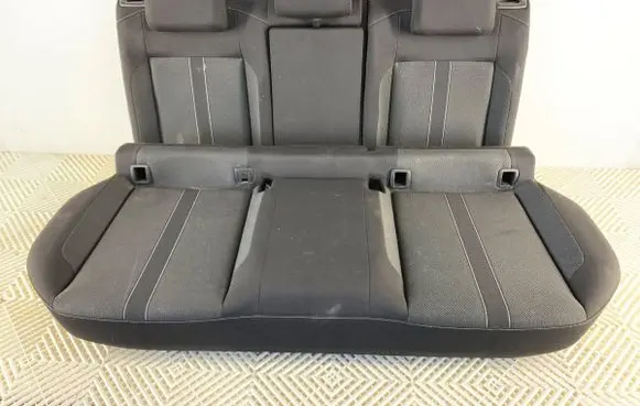 Volkswagen T-Roc Second row seats