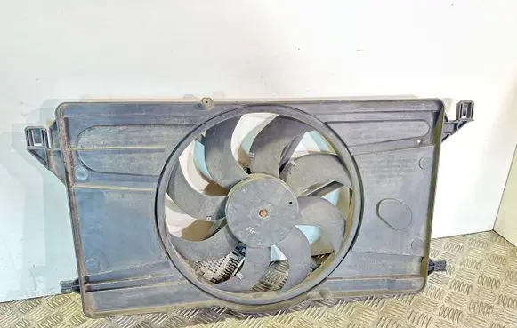 Ford C-MAX I Radiator cooling fan shroud 3M518C607EC 8240479 940002904