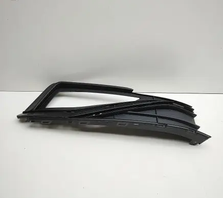 Volkswagen PASSAT B8 Front grill 3G0853666N9B9