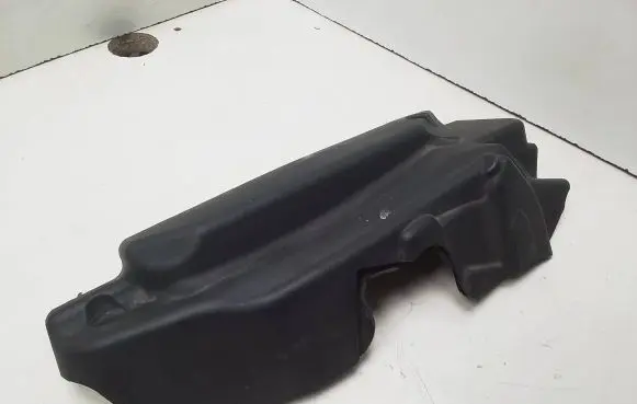 BMW 5 E60 E61 Engine cover (trim) 7788918 14041810