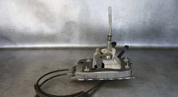 Audi Q3 8U Gear shifter/selector 5N0711049T