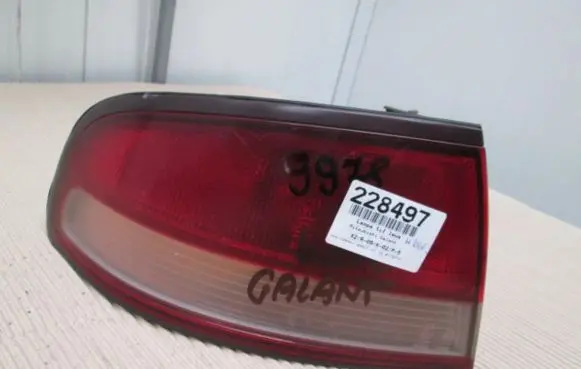 Mitsubishi Galant Rear/tail lights