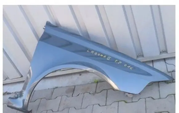 Renault Laguna II Fender