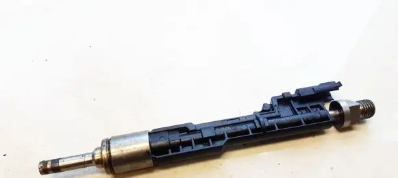 BMW 4 F32 F33 Fuel injector 0261500172 1308052213