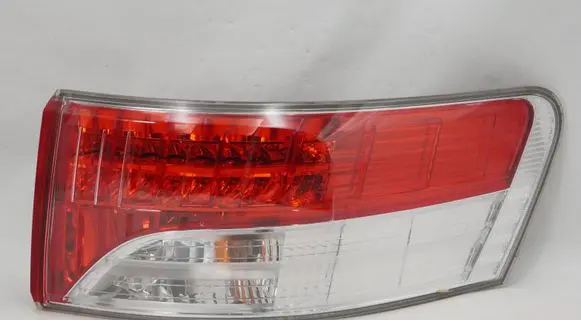 Toyota Avensis T270 Rear/tail lights 8155005250