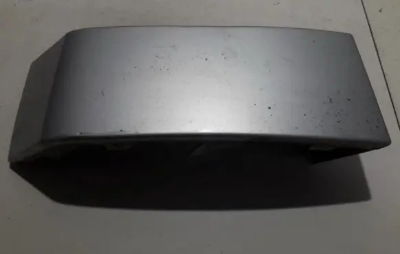 Volvo XC90 Rear/tail light trim molding 30698134