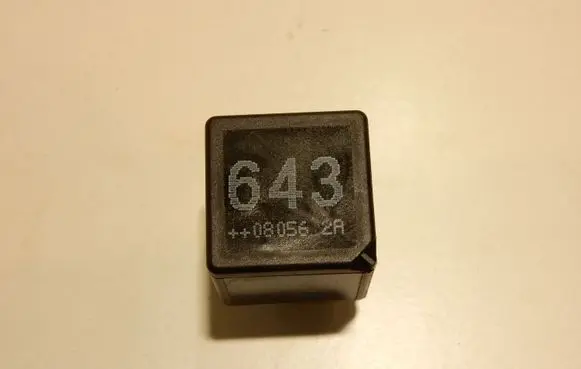 Audi A6 S6 C6 4F Other relay 8K0951253 52171