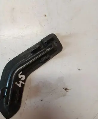 Volvo V50 Seat belt trim 8665745