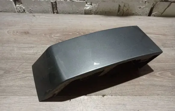 Volvo XC90 Rear/tail light trim molding 8620820