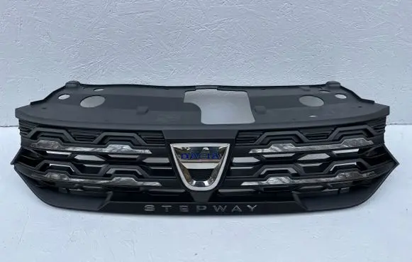 Dacia Sandero Front grill 623109870R