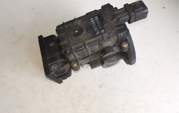 Mitsubishi Colt Mass air flow meter E5T01571
