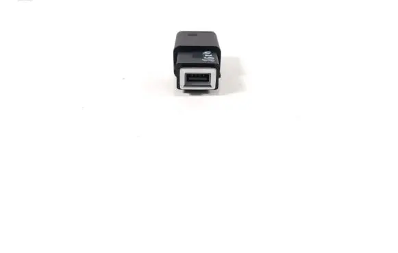 Citroen C4 III e-C4 USB socket connector 9824334377