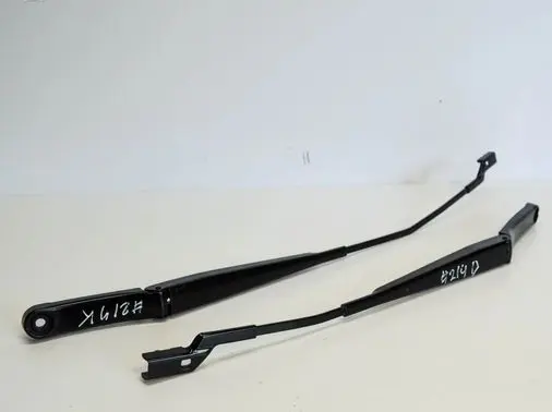 Volkswagen Golf VII Windshield/front glass wiper blade 
