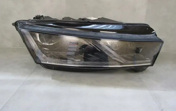 Skoda Octavia Mk4 Headlight/headlamp 5E4941016A