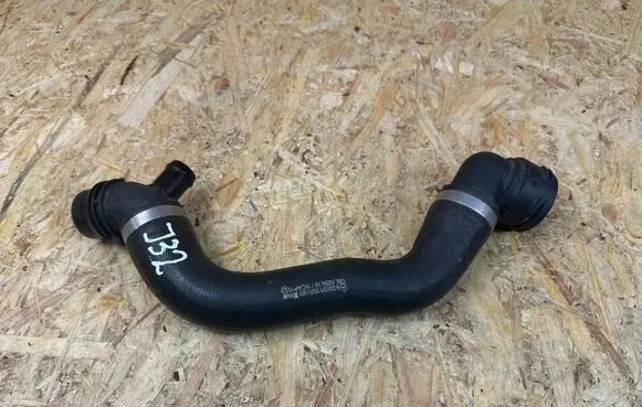 Mercedes-Benz E W213 Engine coolant pipe/hose A2055013600