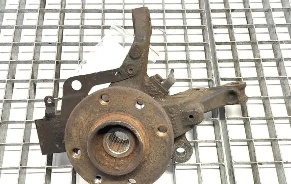 Front wheel hub spindle knuckle