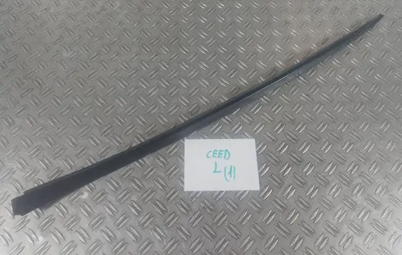 KIA Ceed Windshield trim 86133J7000