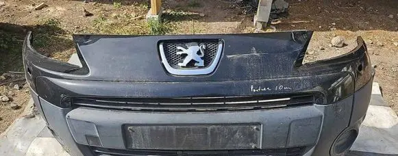 Peugeot Partner Front bumper