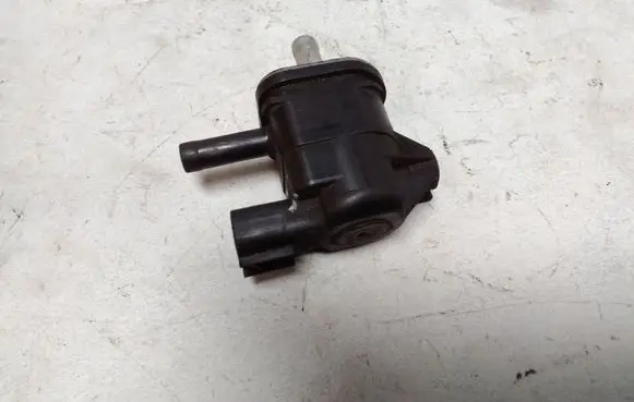 Toyota Prius (XW30) Turbo solenoid valve 9891012276 1362007010