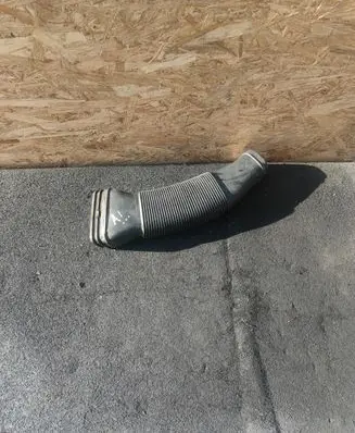 Audi A1 Air intake duct part 6R0129618