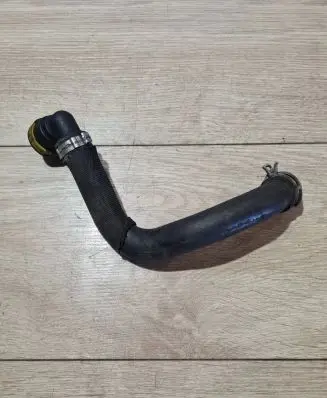 Volvo V70 Breather hose/pipe 6g9q6a886bc