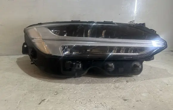 Volvo S90, V90 Headlight/headlamp 32228679