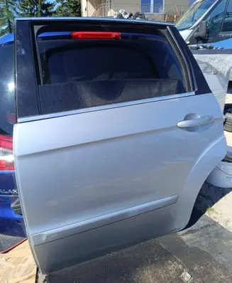 Ford S-MAX Rear door