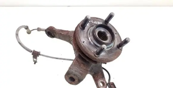 Hyundai Getz Front wheel hub spindle knuckle