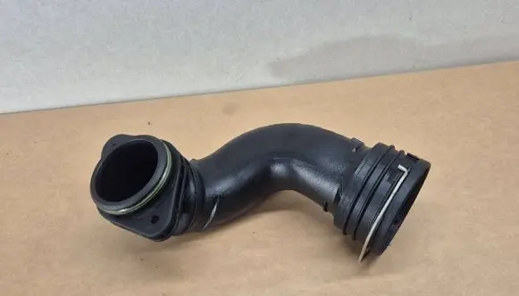 Intercooler hose/pipe