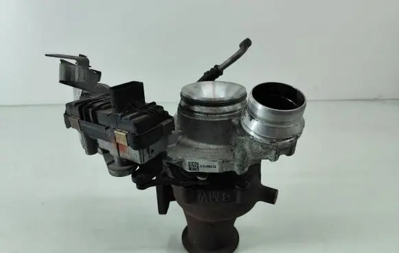 BMW 1 F20 F21 Turbo 8514666 54431015192