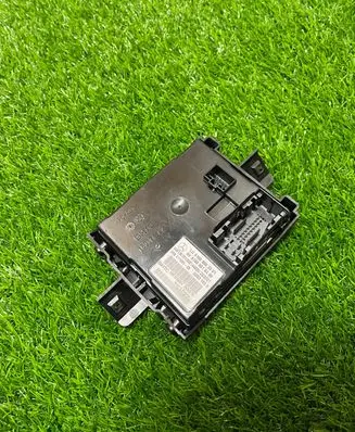 Mercedes-Benz AMG GT R190 C190 Climate control unit A1909003301 00021033 5001479354