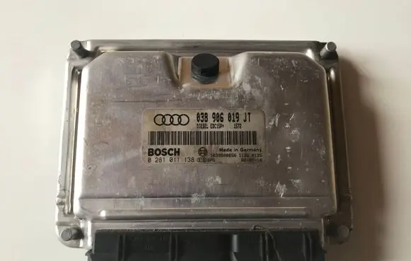 Audi A4 S4 B6 8E 8H Engine control unit/module 038906019JT 0281011138 1039S00656