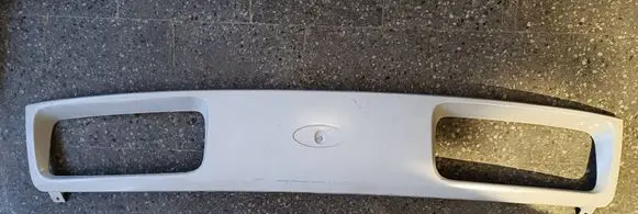 Ford Sierra Front bumper upper radiator grill 