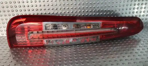 Ford C-MAX I Rear/tail lights 