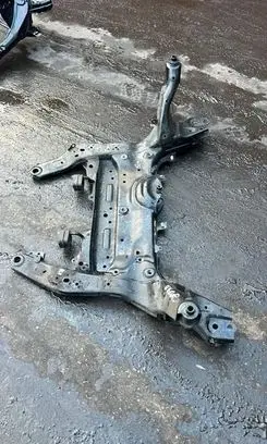 BMW 2 Active Tourer U06 Front subframe 8836337