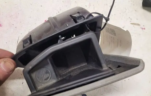 Mercedes-Benz E W211 Rear door ashtray 7695441