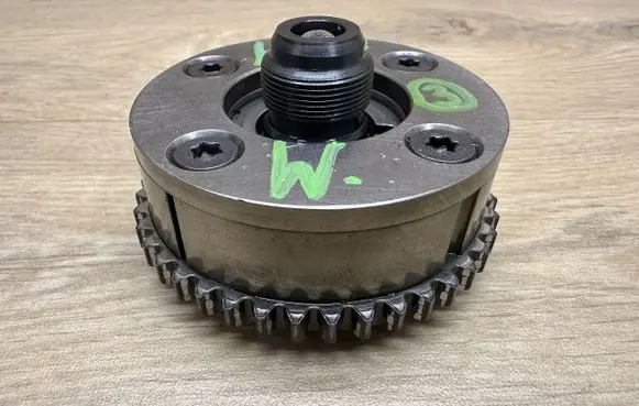 Renault Clio V Timing chain sprocket 130255174R A2820505800