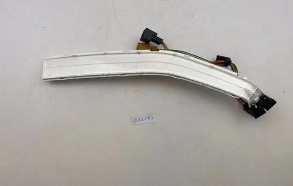 Audi Q2 - Number plate light 81B947191